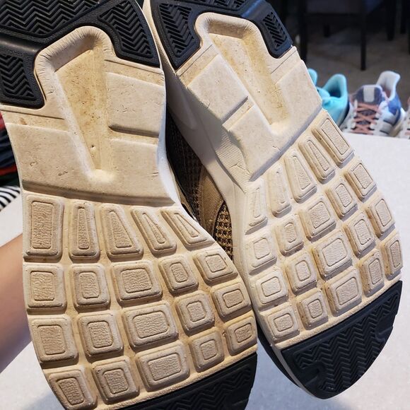 Fabletics Hiker Sneakers Running Shoes Women’s Size 6 Zuma 5 Studio Lace Up C3 - Picture 6 of 8